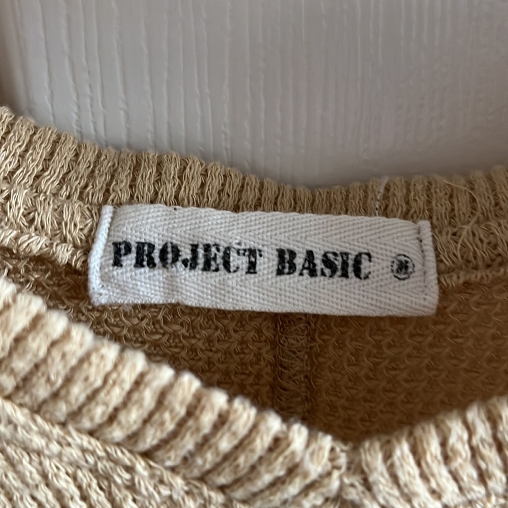 Project Basic Ribbed Short Sleeve Yellow V-Neck Top Size Medium - Picture 6 of 7